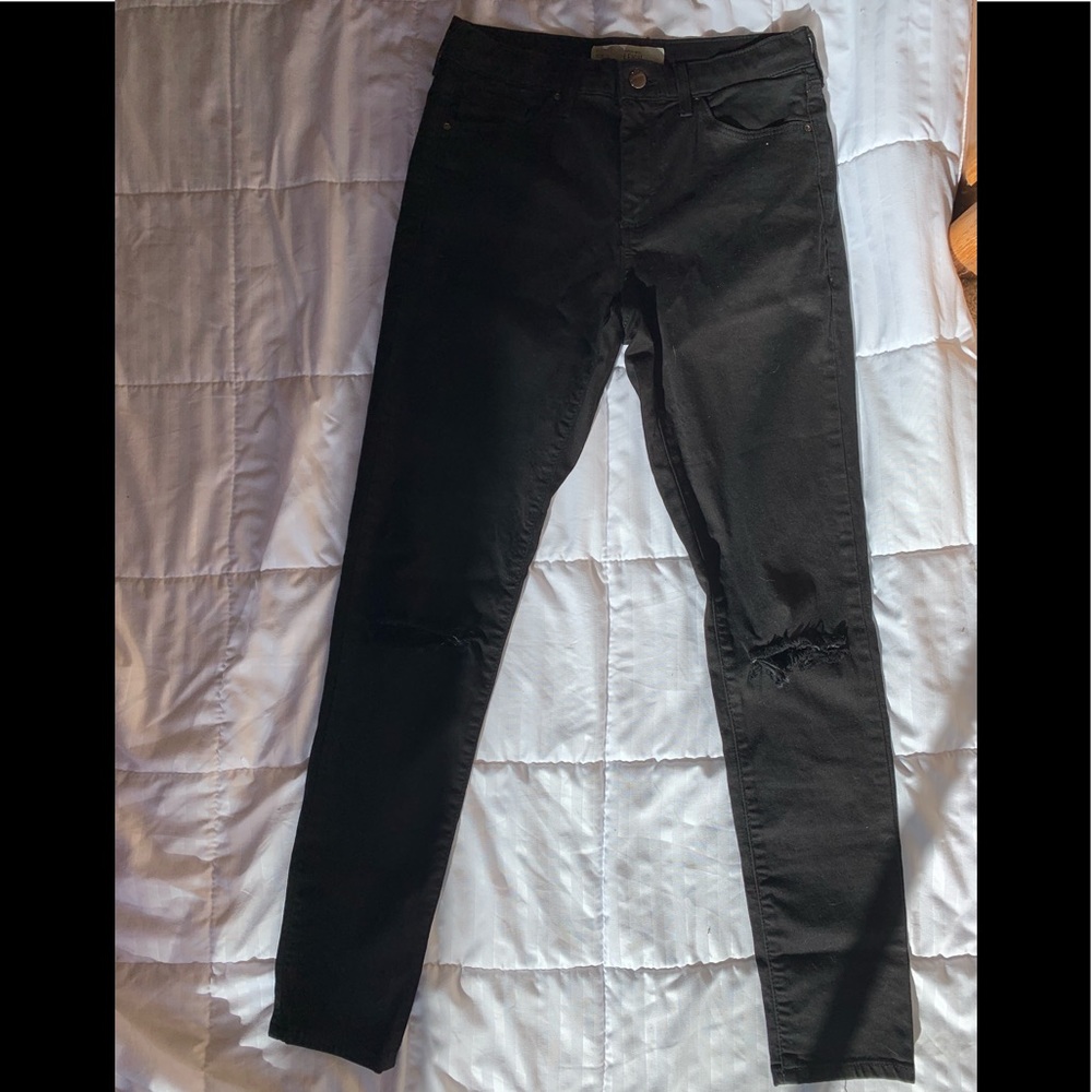 Black distressed denim jeans